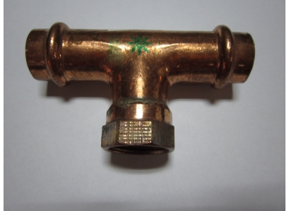 CU T-Kus 22x3/4" ZD meď  LISOVACÍ SOLÁR