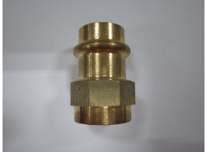 CU Prechod meď 18x1/2" ZD LISOVACÍ SOLÁR