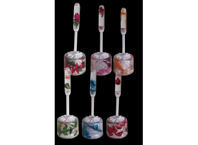 Wc kefa s držiakom-plávajúce prostredie